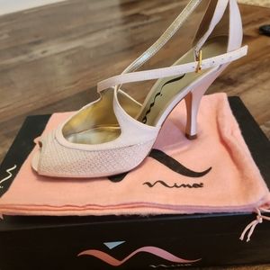 Nina Size 7 Olympia baby pink sequin heeal